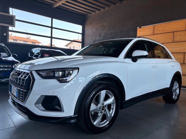 Audi Q3 35 TFSI S tronic Business Advanced MHEV