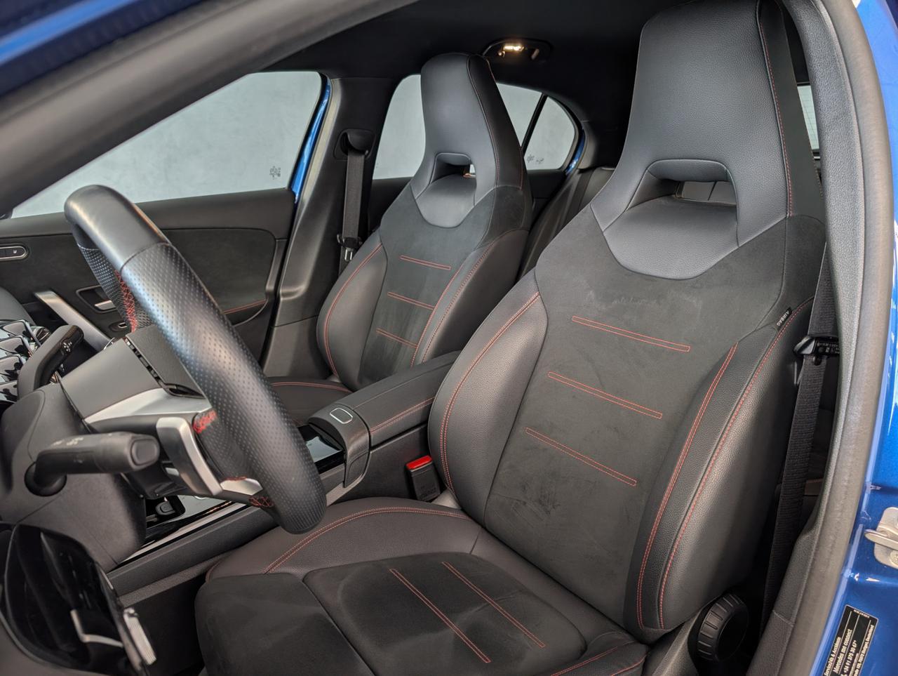 Mercedes-Benz A 180 180 Automatic Premium AMG Line