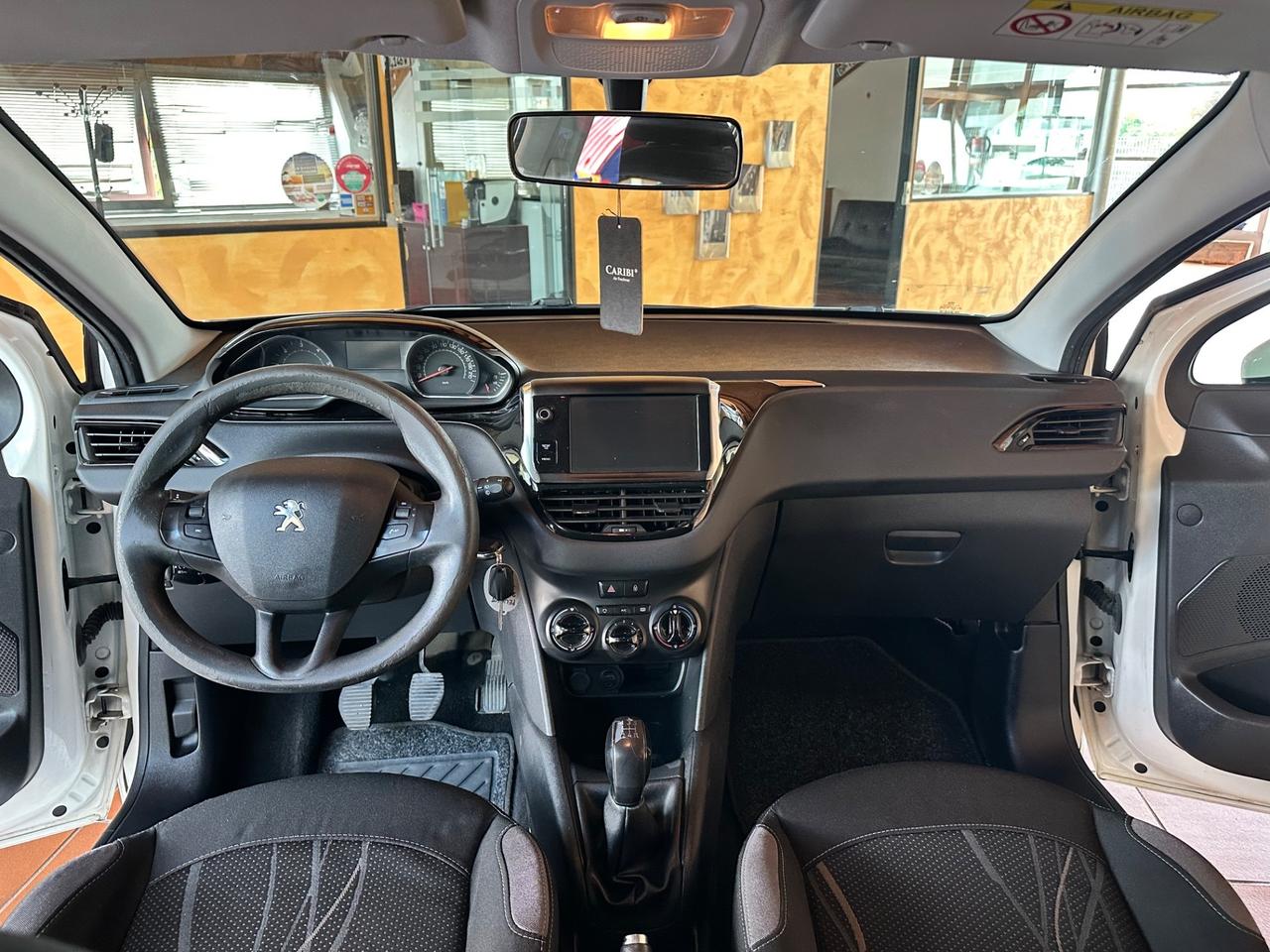 Peugeot 208 1.4 HDi 68 CV 5 porte