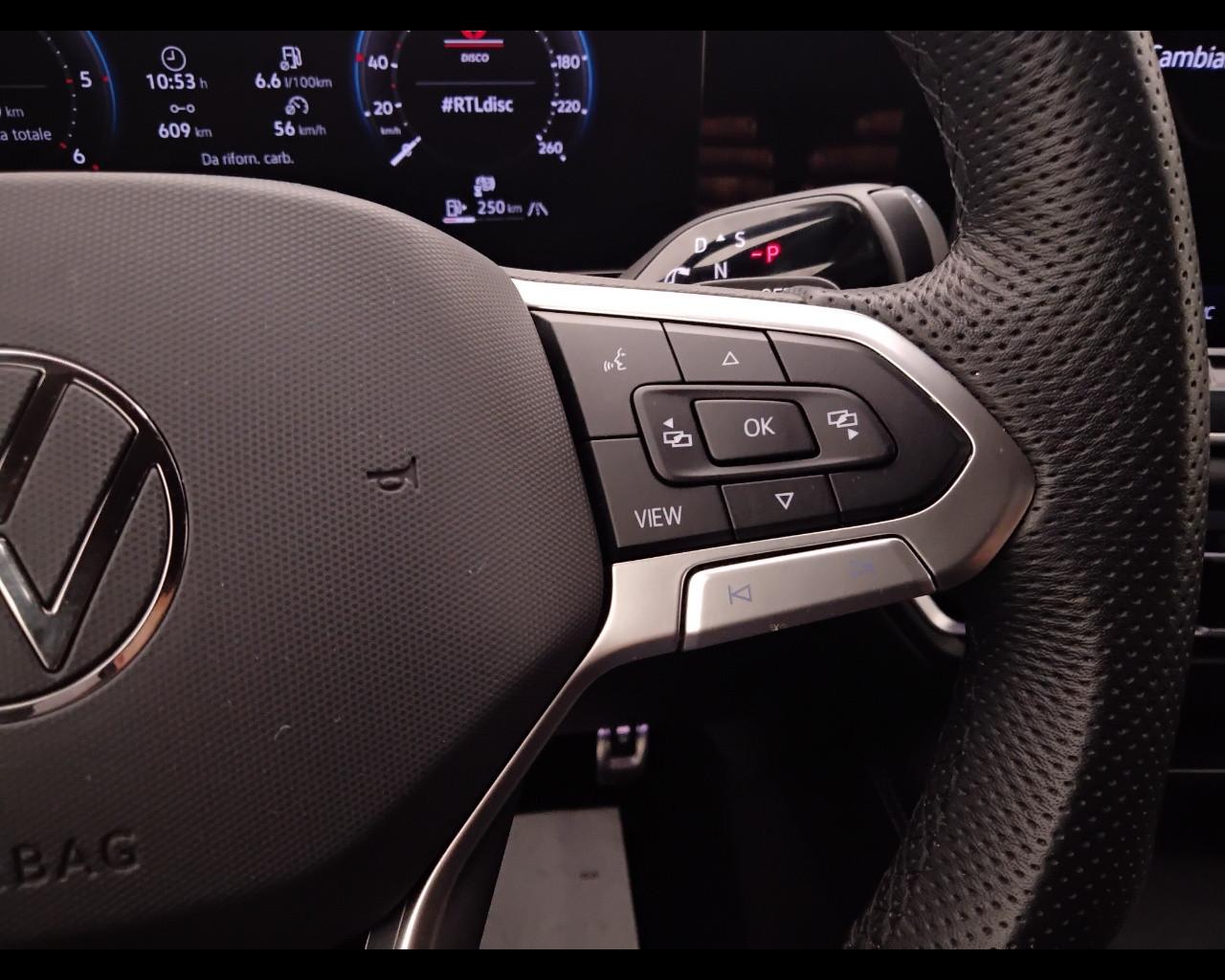 VOLKSWAGEN Tiguan III 2024 - Tiguan 2.0 tdi R-Line 150cv dsg