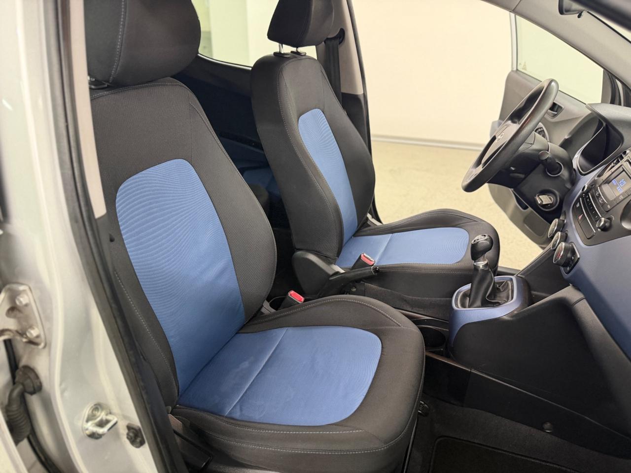 HYUNDAI i10 (anno 2016)