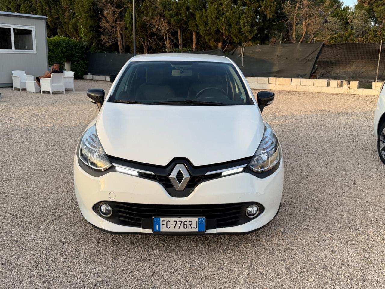 Renault Clio 1.2 75CV 5 porte Zen