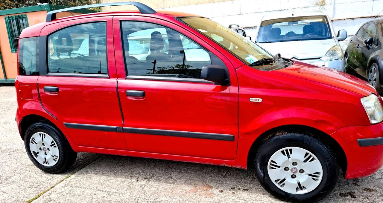 Panda 1.2 Emotion 102000km