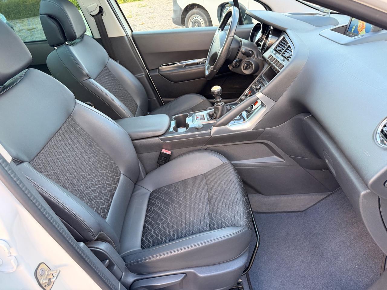 Peugeot 3008 BlueHDi 120 S&S Allure