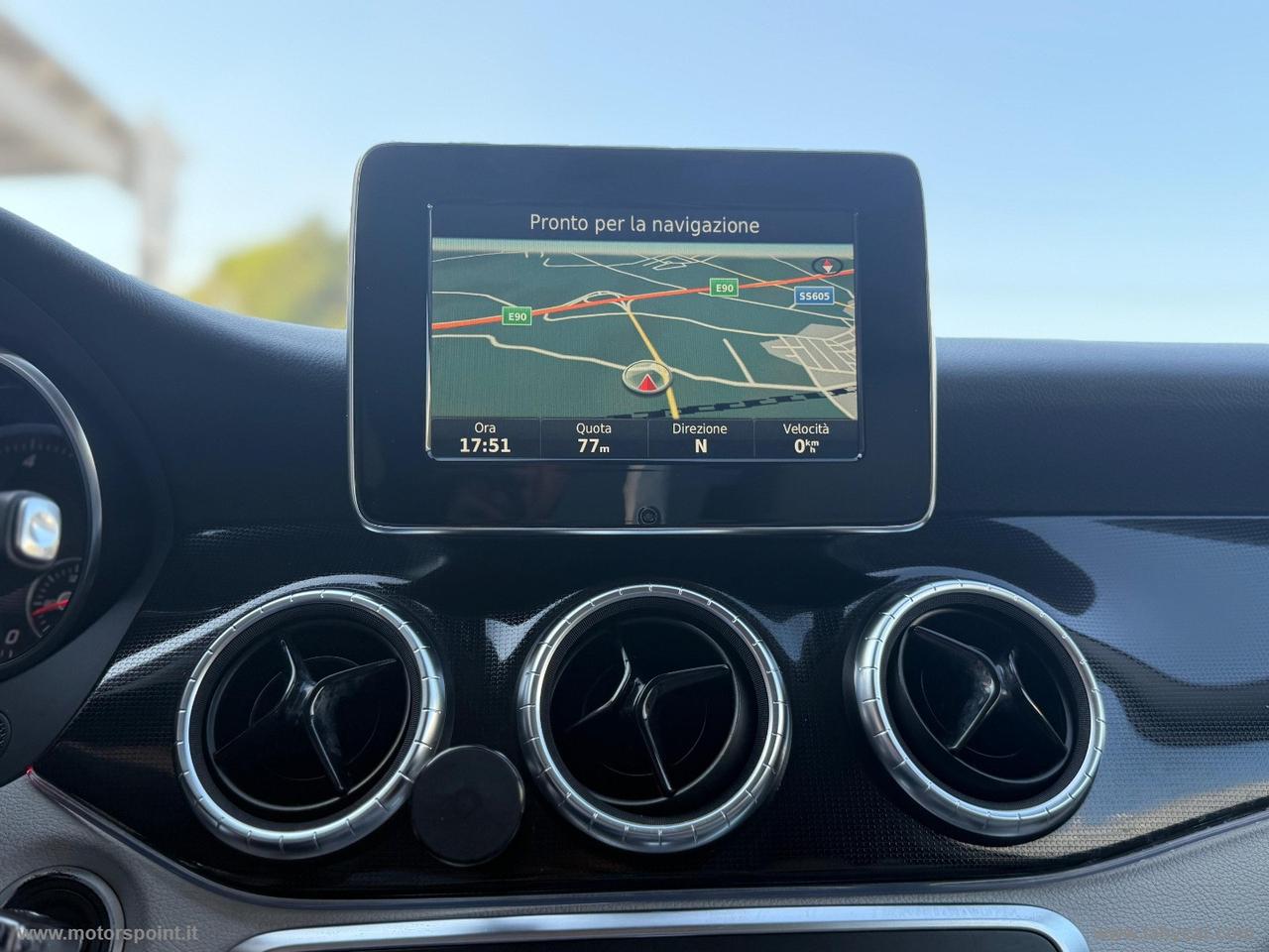 MERCEDES-BENZ CLA 180 d Automatic Business