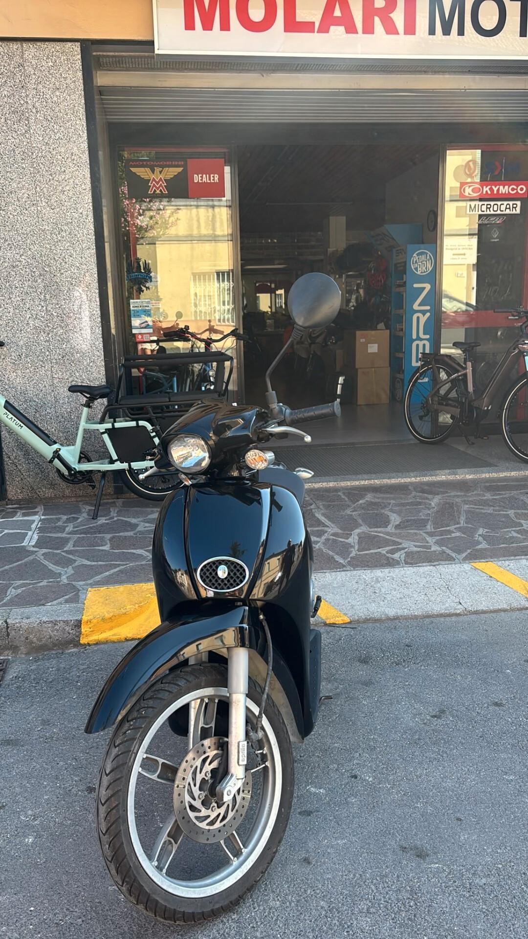 Aprilia Scarabeo 50 2T nero