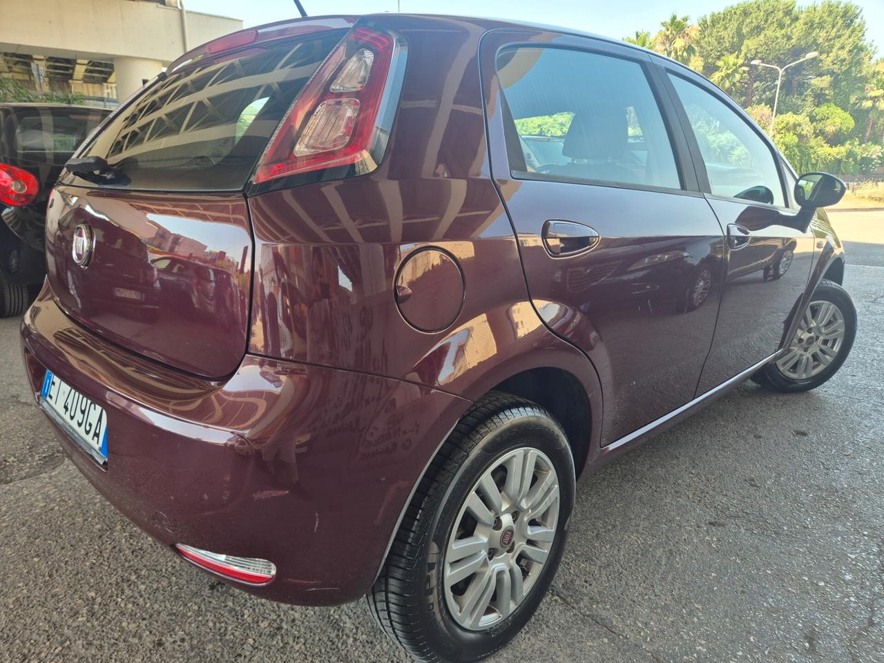 FIAT PUNTO STREET 1.4 GAS METANO NUOVISSIMA DEL 2014