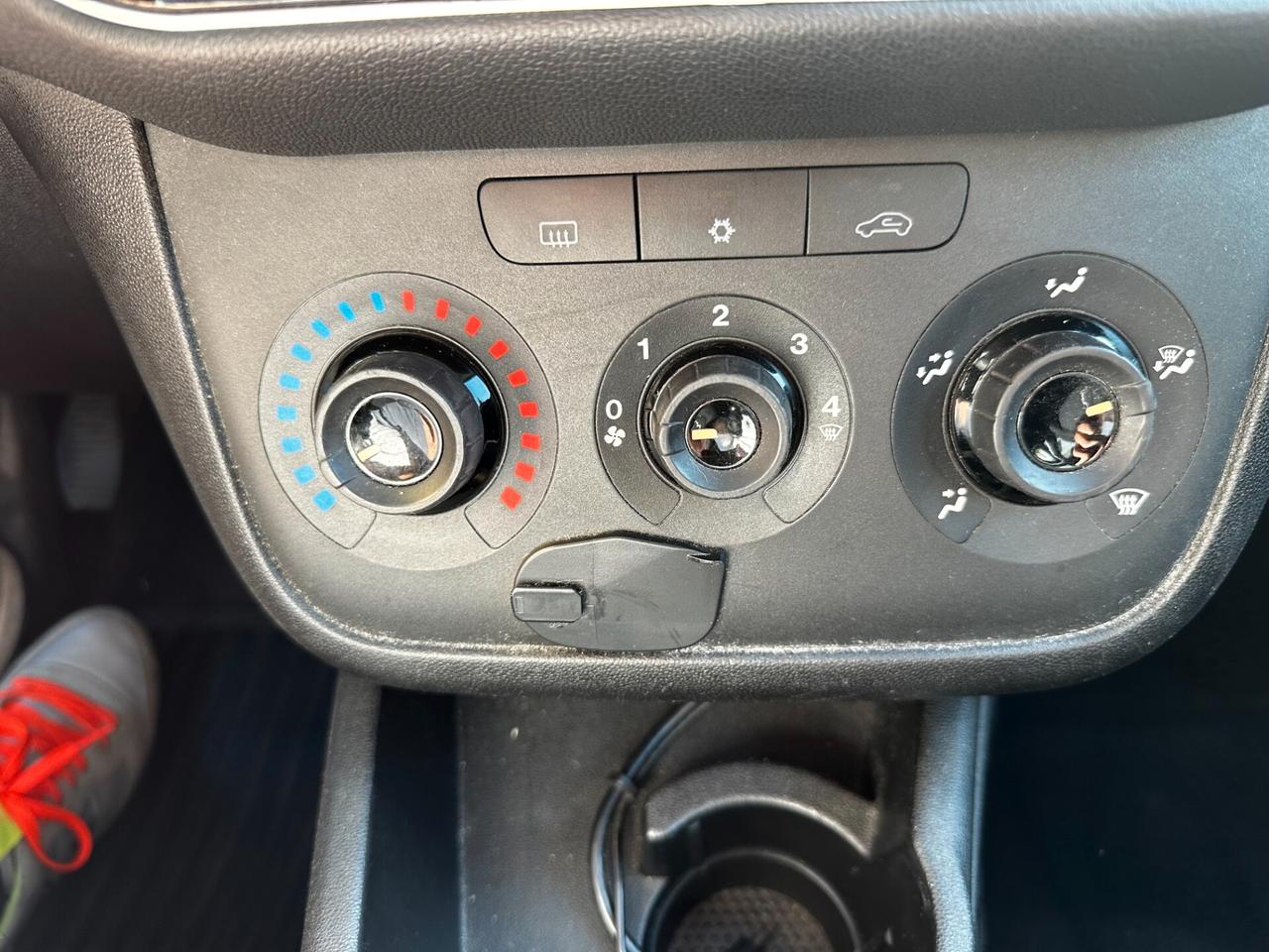 Fiat Punto 1.3 MJT II 75 CV 5 porte Lounge "NEOPATENTATO"