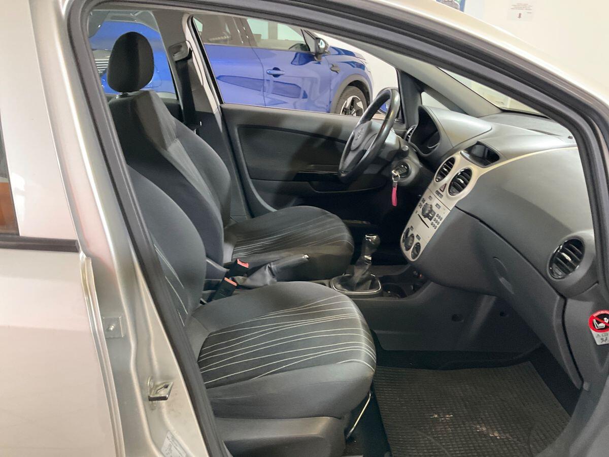 Opel Corsa 1.0 12V 5 porte Enjoy