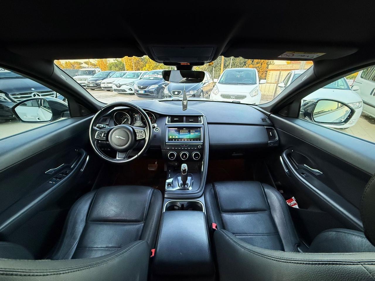 Jaguar E-Pace 2.0D 180 CV AWD R-Dynamic Garanzia 12 Mesi