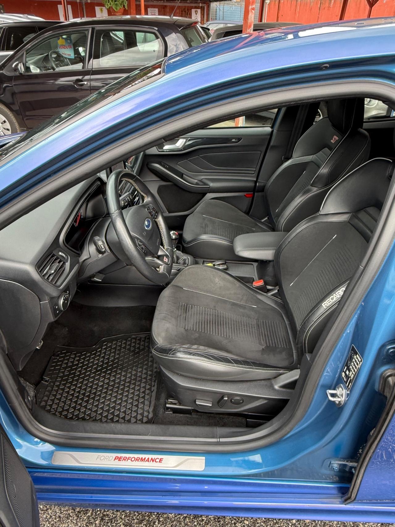 Focus 2.3 EcoBoost 280 CV ST-unipro-tagliandi Ford-rate