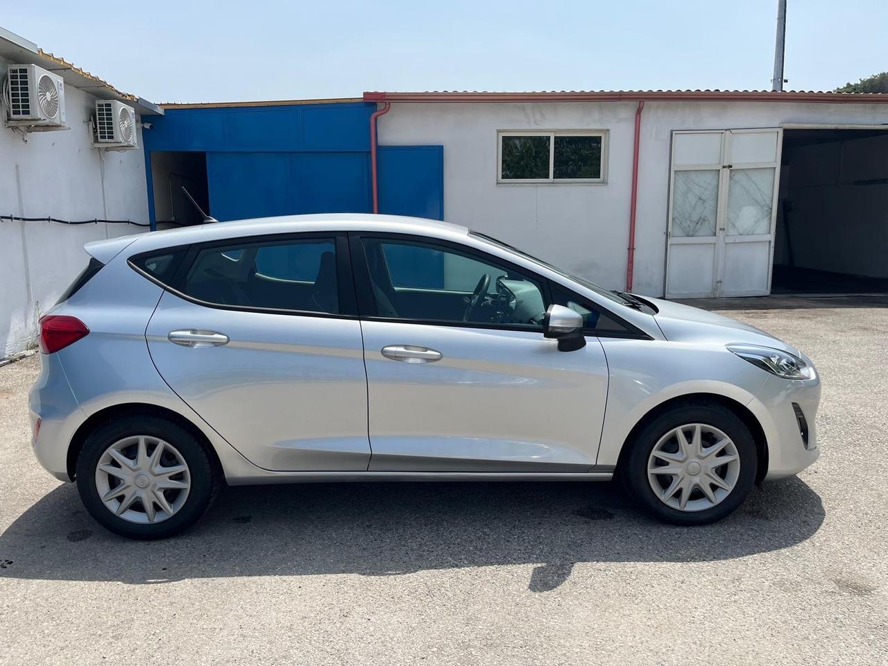 Ford fiesta 5P-1.1 benz/cv 86-km 50000-12/2018