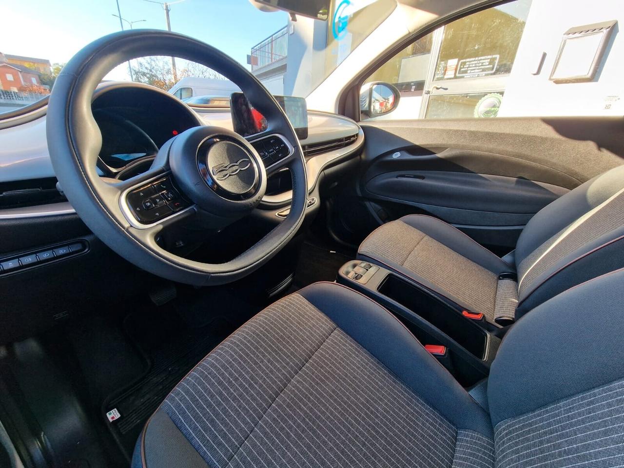 Fiat 500e 42 KWh ICON