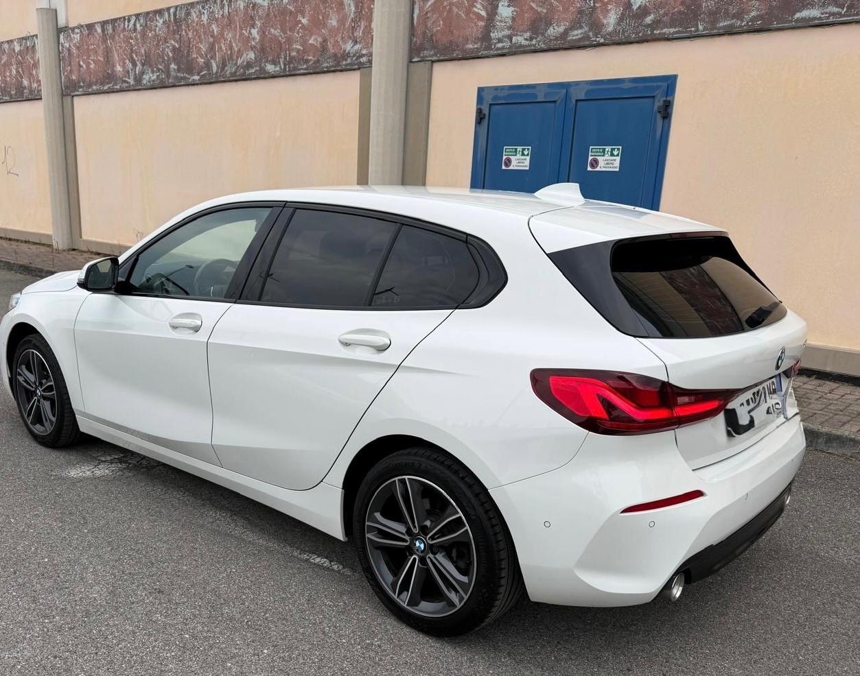 Bmw 118d 5p. Sport Automatica 2021
