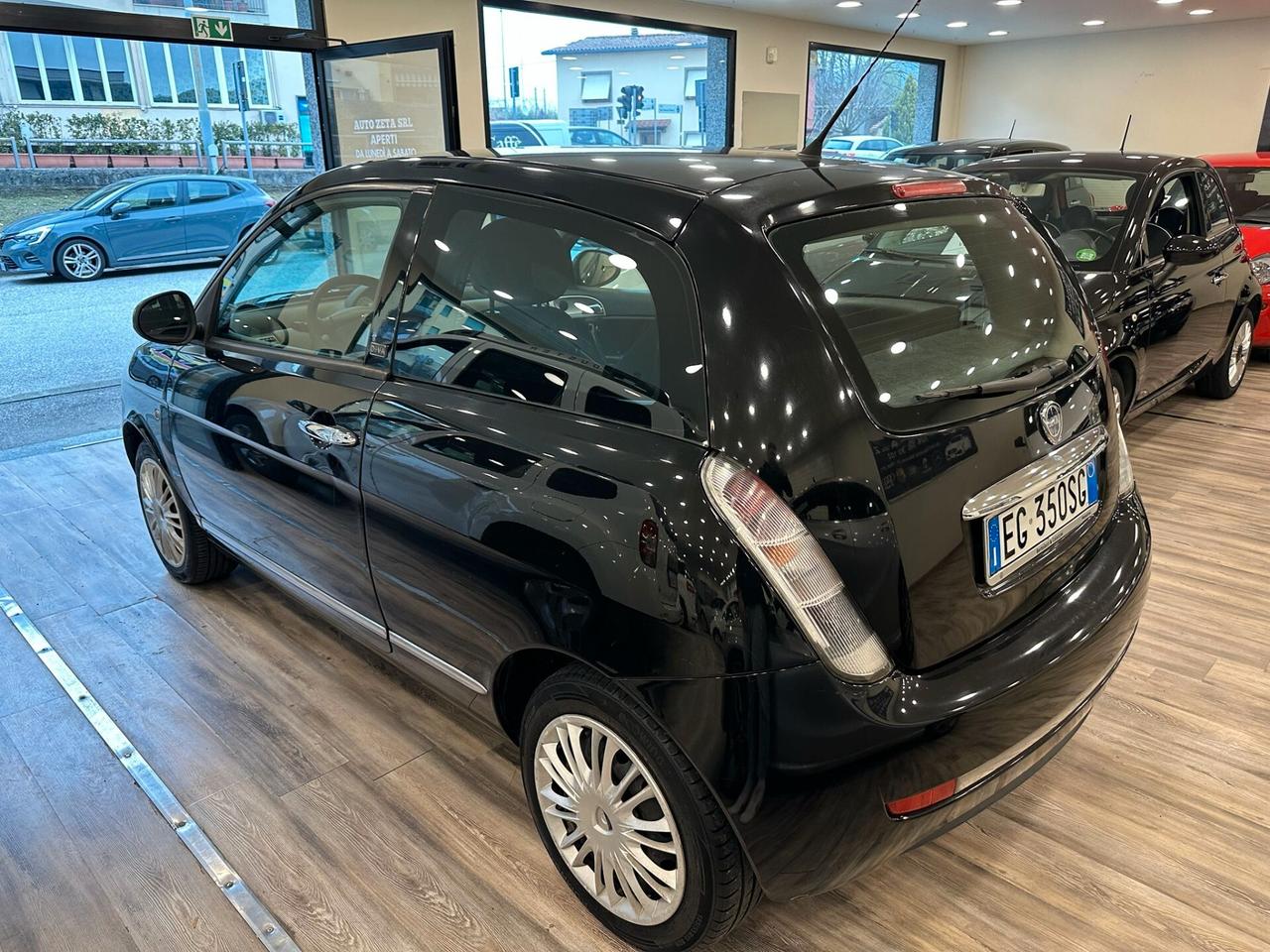 Lancia Ypsilon 1.2 69 CV Diva