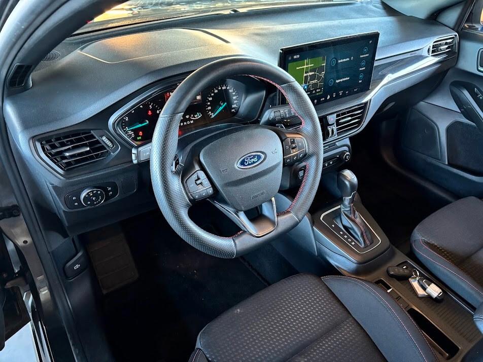 Ford Focus 1.0 EcoBoost Hybrid 125 CV powershift ST-Line