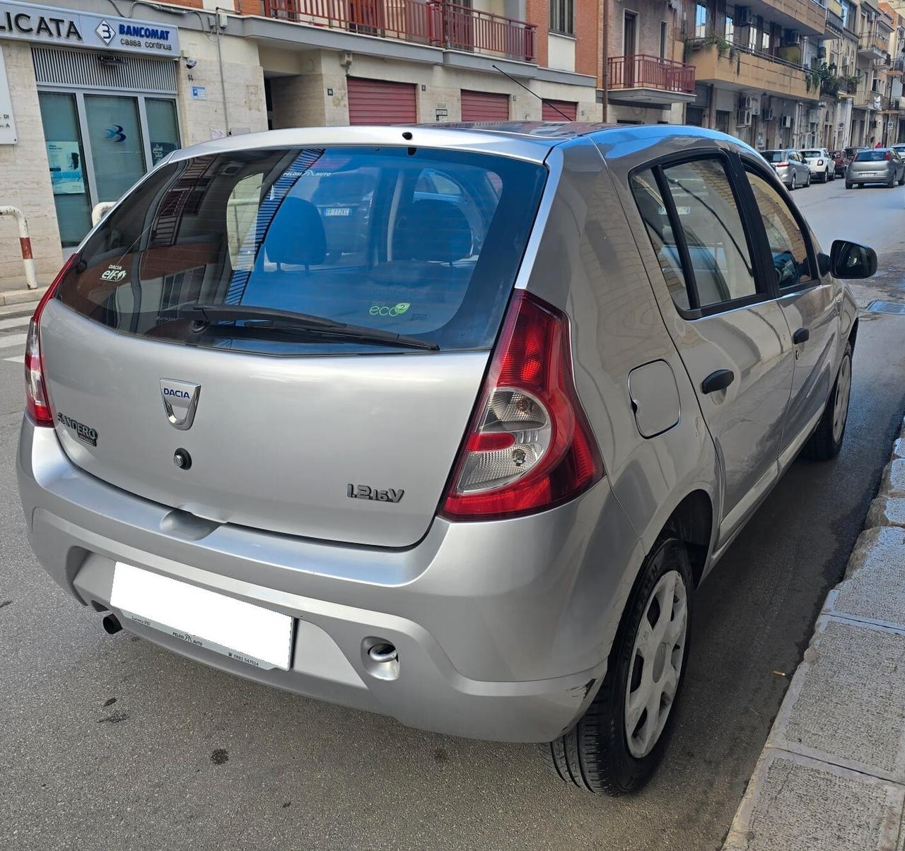 Dacia Sandero 1.2 75 cv