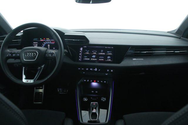 AUDI A3 SPB 35 TFSI S tronic S line edition Black Line