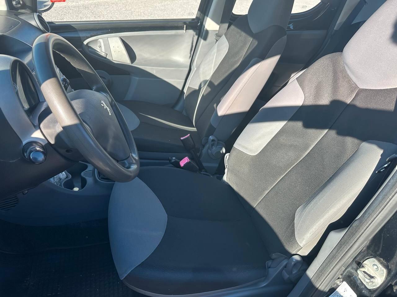 Peugeot 107 NEOPATENTATI