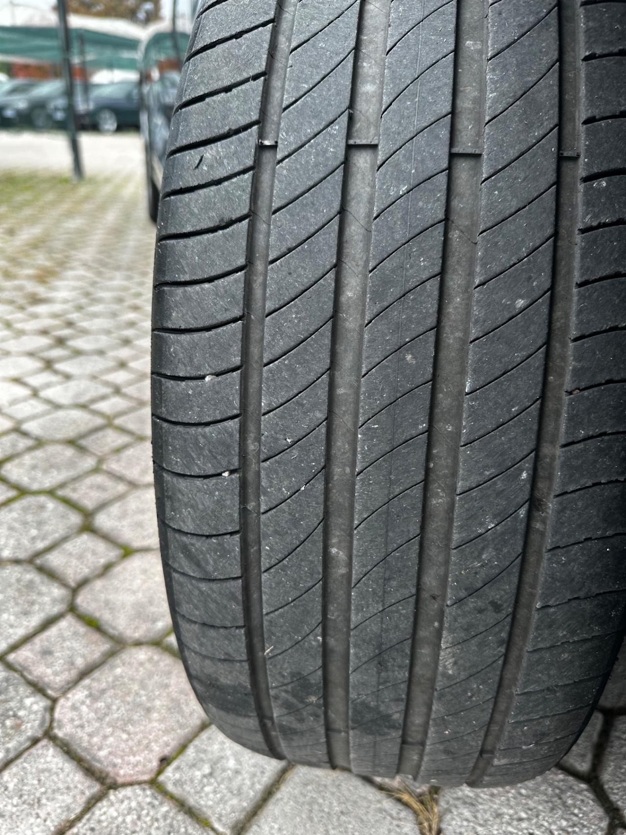 Volvo V60 D3 Geartronic R-design