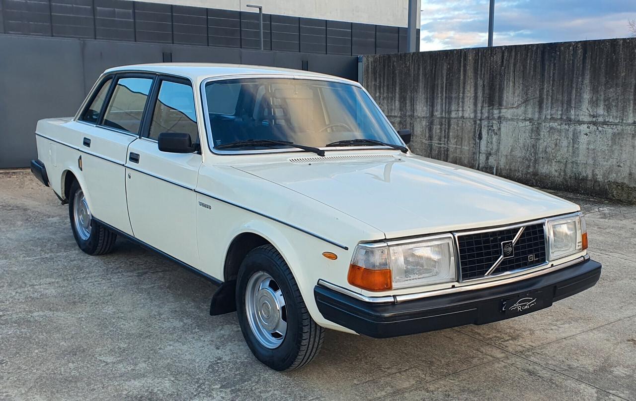 Volvo 244 GL (STUPENDA)