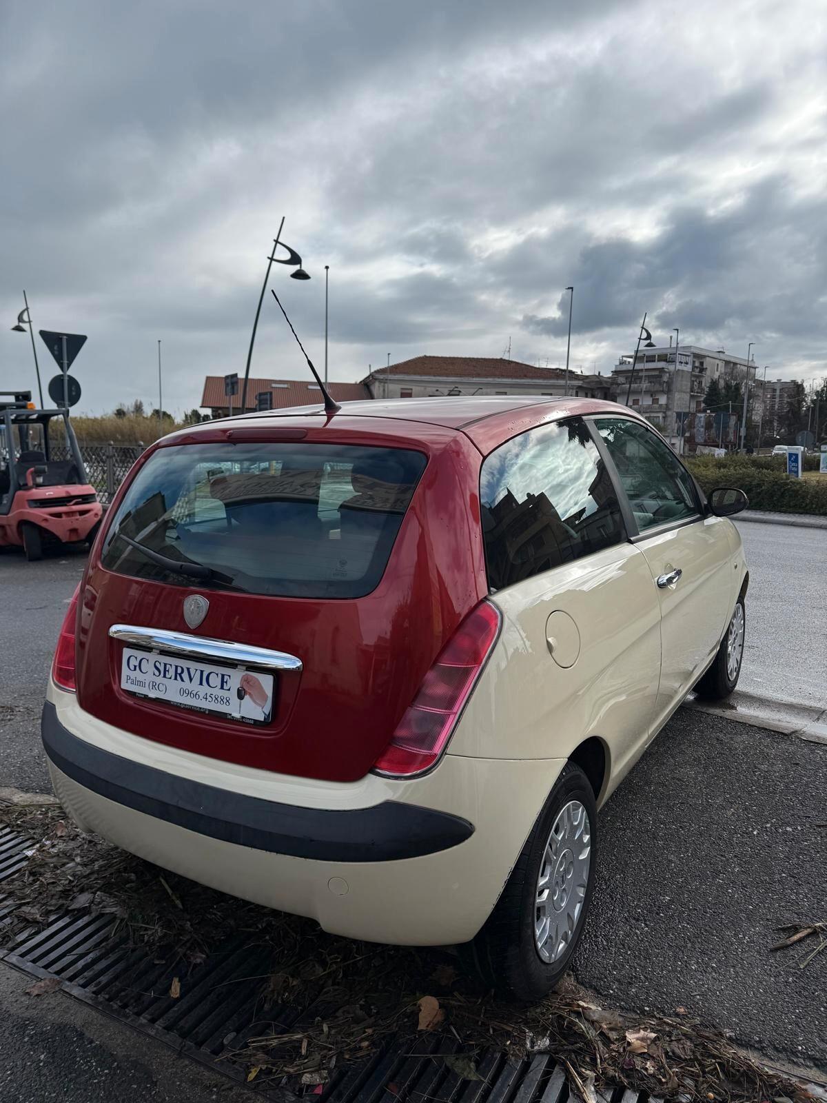 Lancia Ypsilon 1.3 Multijet 16V Platino