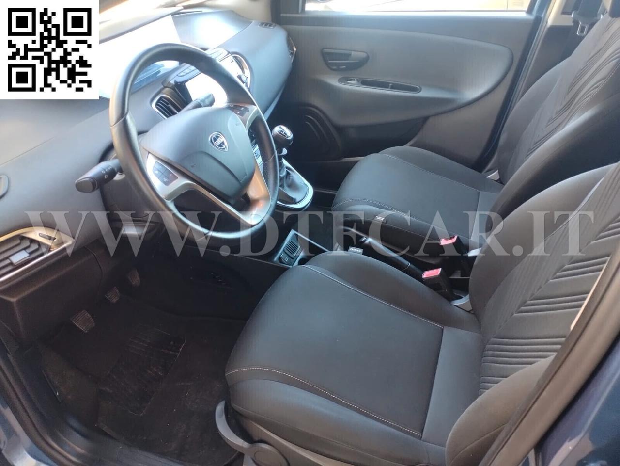 Lancia Ypsilon 1.0 FireFly 5 porte S&S Hybrid Ecochic Gold