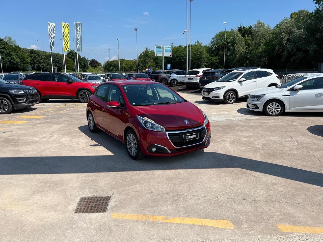 Peugeot 208 PureTech 82 5 porte Allure