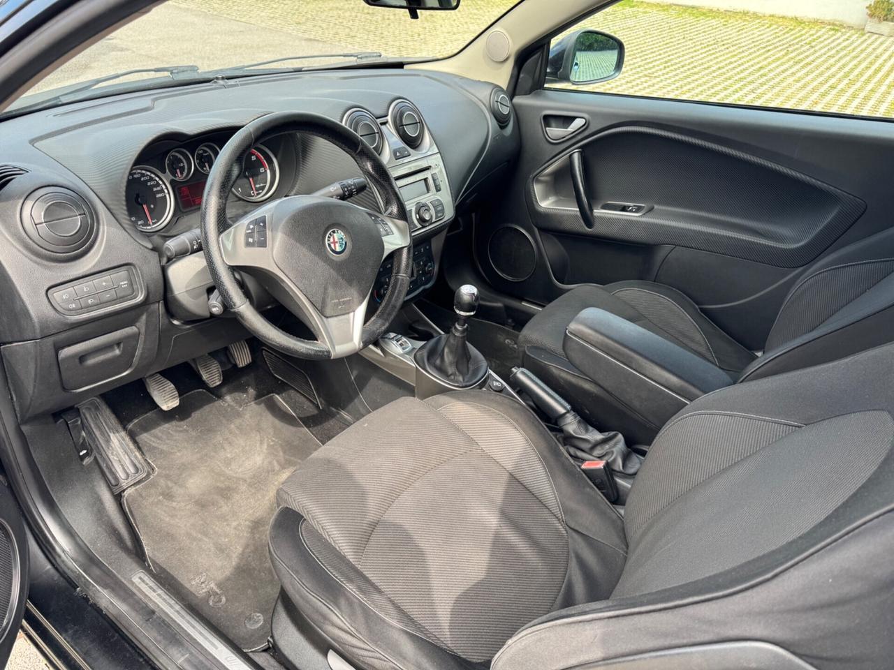 Alfa Romeo MiTo 1.3 JTDm 16V 90 CV Distinctive Sport Pack
