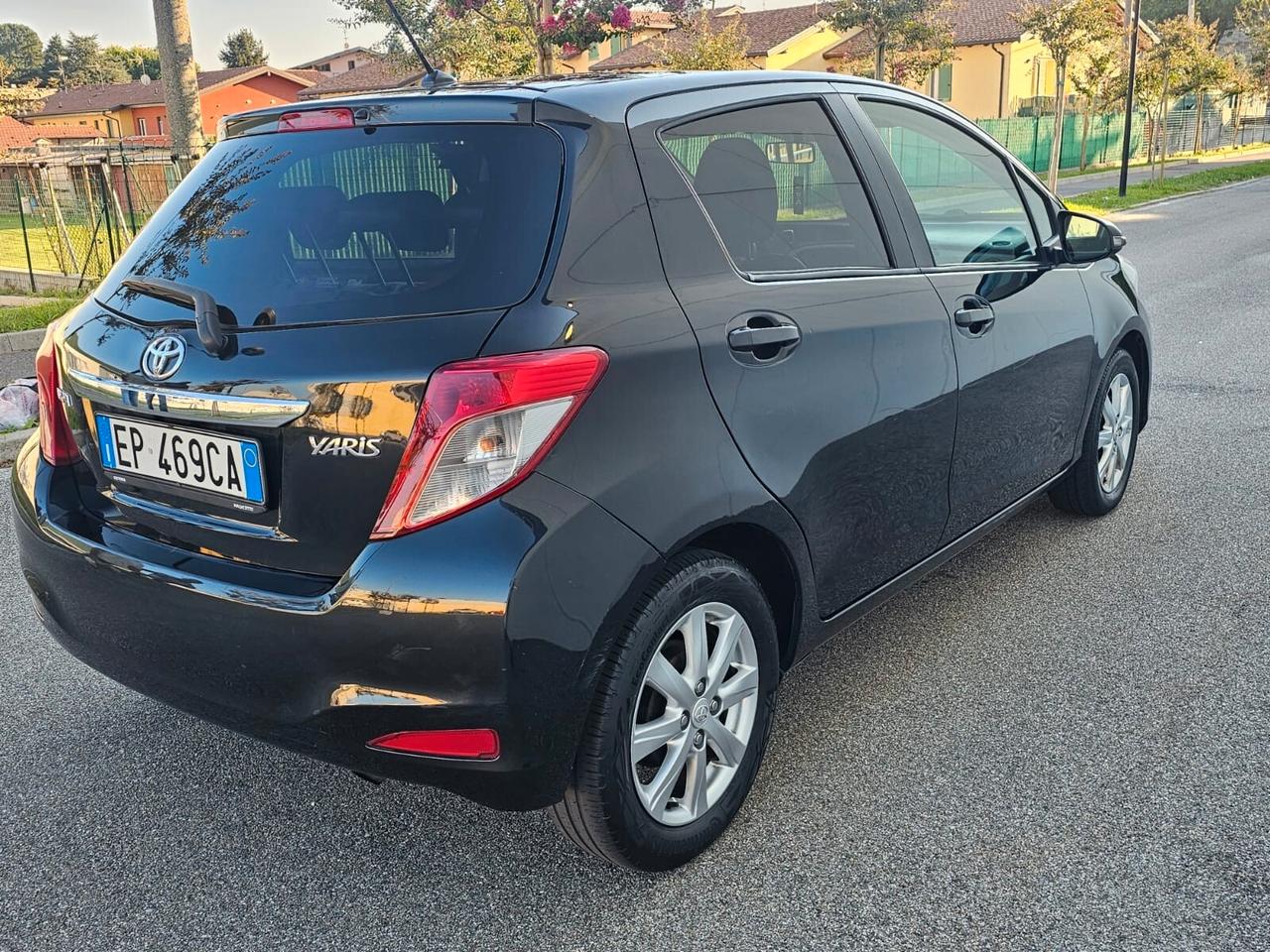 Toyota Yaris 1.3 benzina