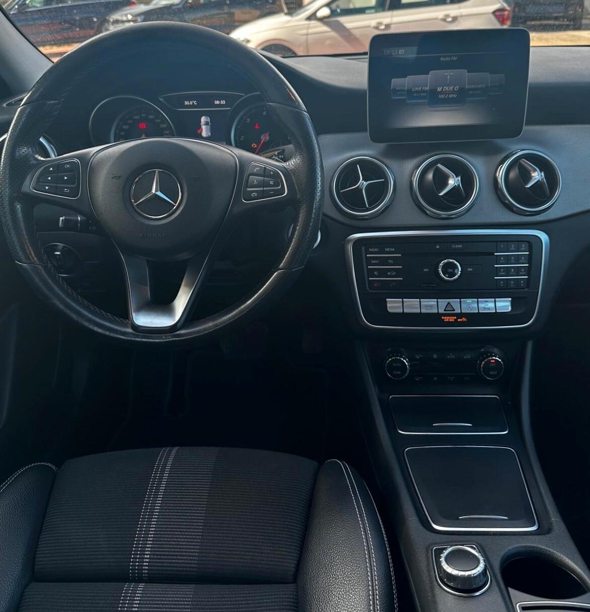 Mercedes-benz GLA 200 GLA 200 d Automatic 4Matic Sport