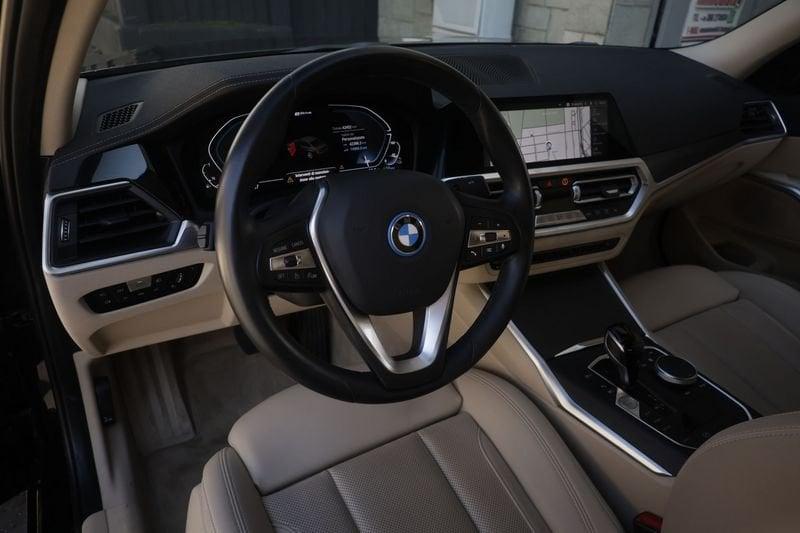 BMW Serie 3 BMW Serie 3 330e xDrive Luxury aut. IVA ESPOSTA Unicoproprietario