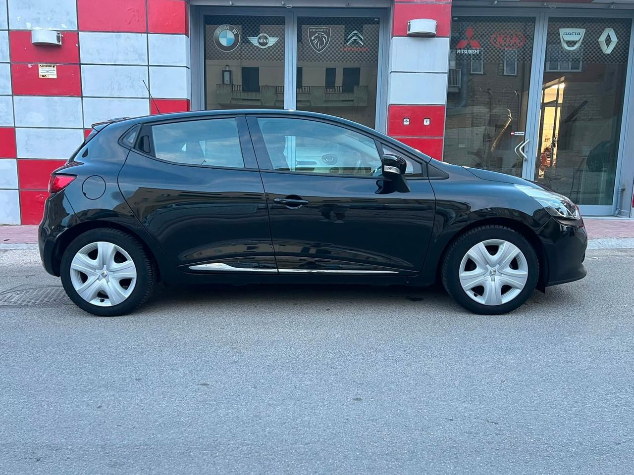 Renault Clio 1.2 75CV 5 porte Live