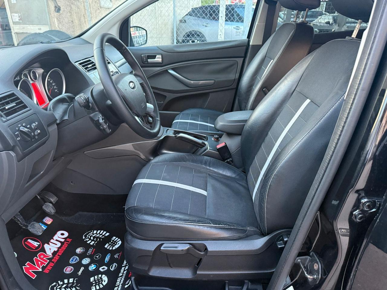 Ford Kuga 2.0 TDCi 163 CV 4WD Titanium