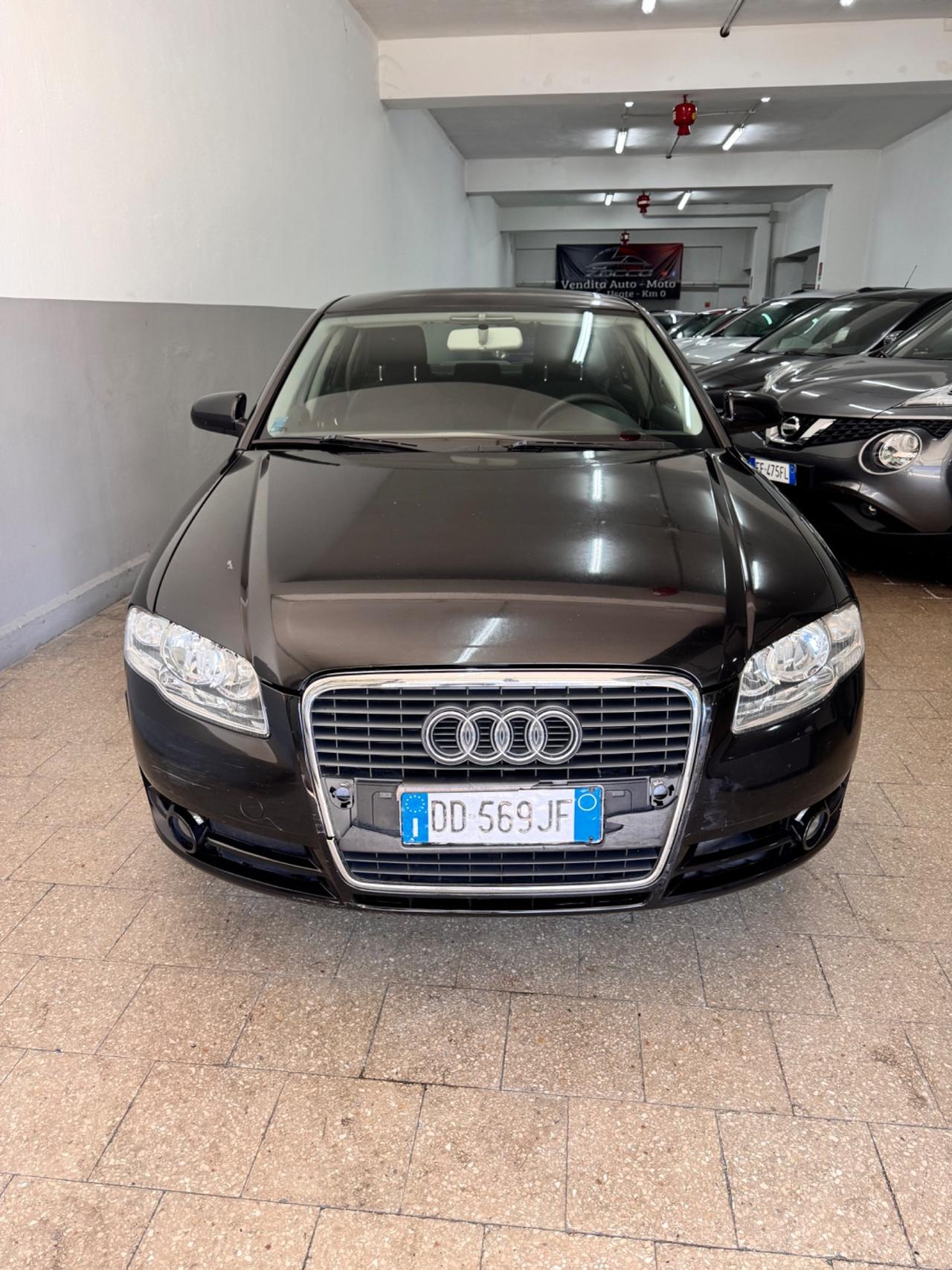 Audi A4 2.0 TDi 140 Cv . QUATTRO Sport