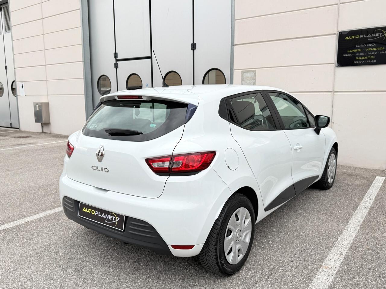 Renault Clio 1.2 75 CV 5 porte Duel