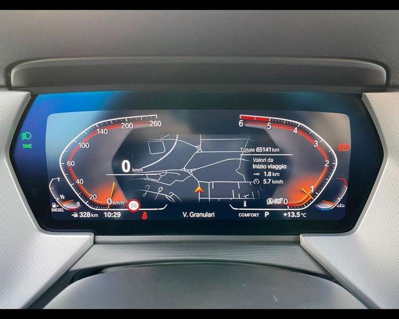 BMW Serie 1 F40 118d Business Advantage auto