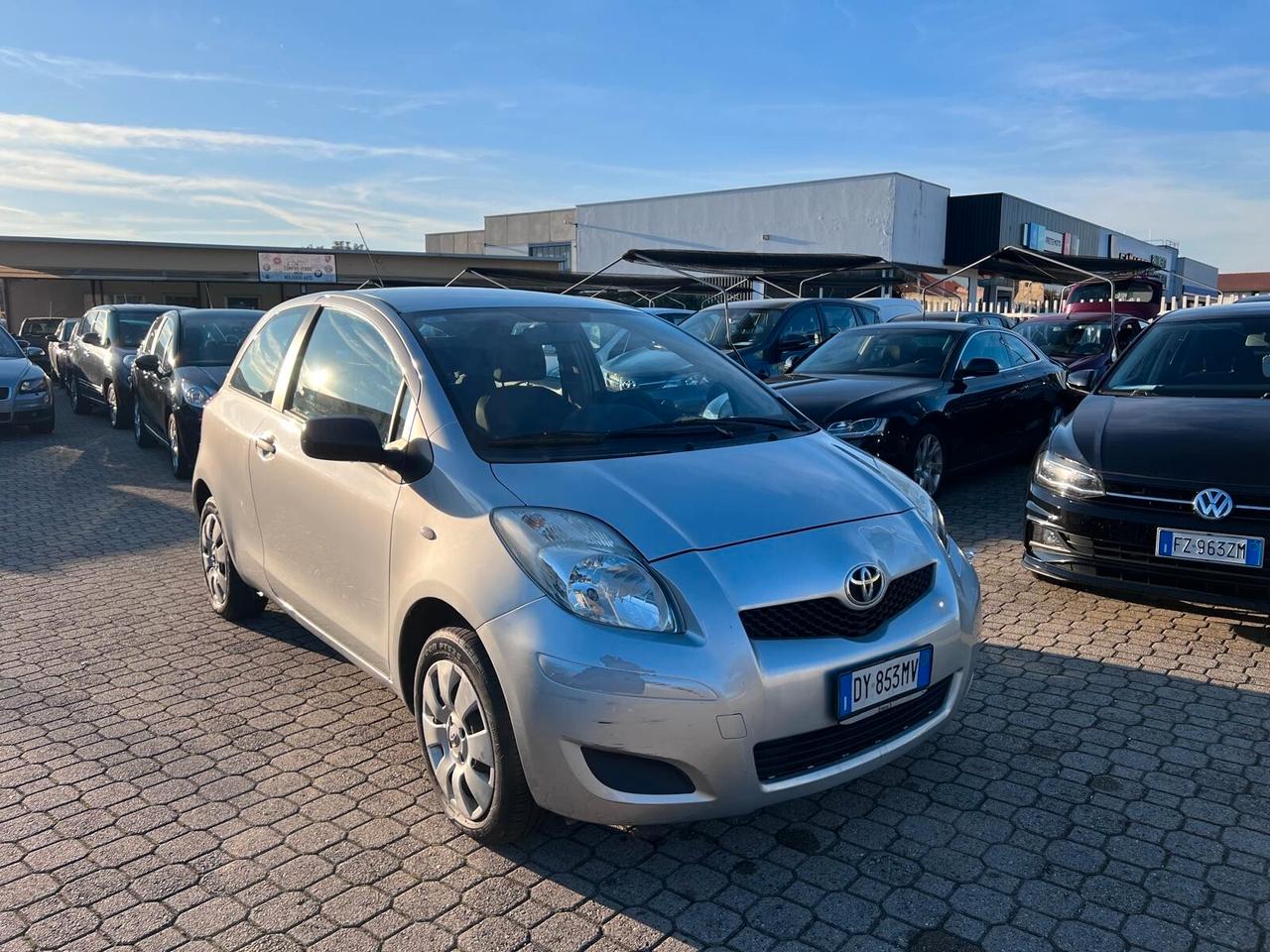 Toyota Yaris 1.0 3 porte
