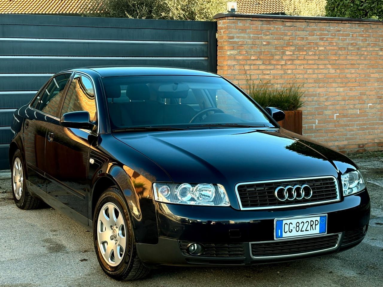Audi A4 1.6 benz.-U.Propr-129000km-EURO 4-2003