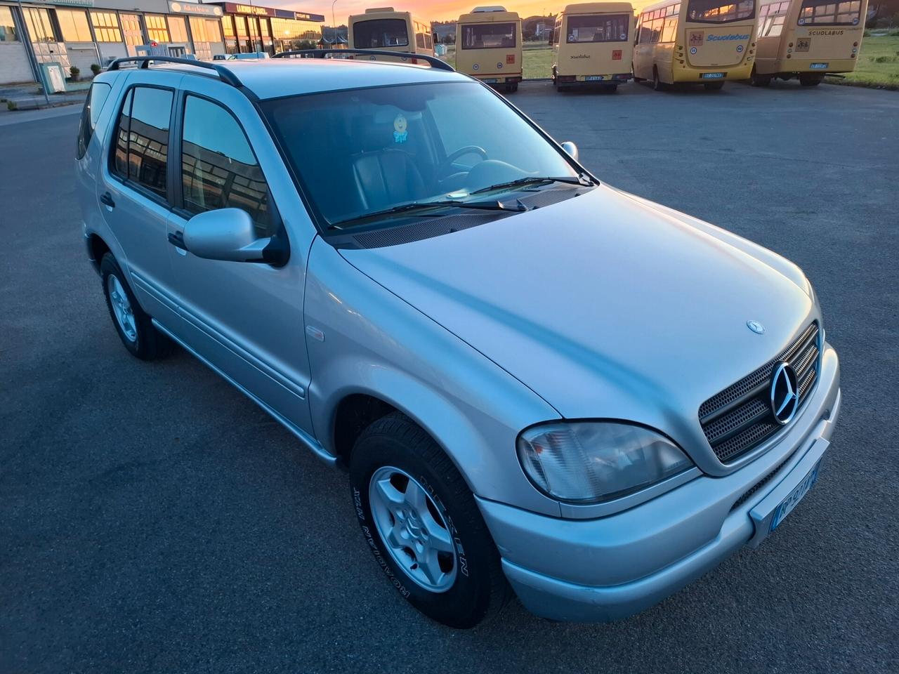 Mercedes-benz ML 270 turbodiesel cat CDI