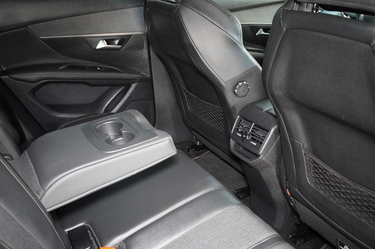 Peugeot 3008 1.2 Turbo 130cv GT Line - Full LED