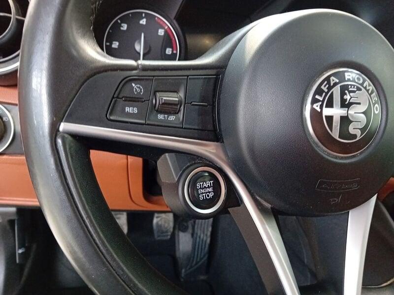Alfa Romeo Giulia 2.2 Turbodiesel 150 CV Super