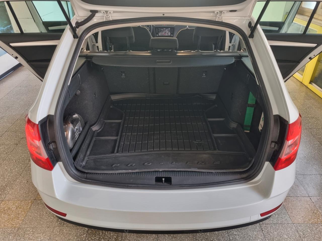 Skoda Octavia 1.4 TSI Wagon G-Tec TAGLIANDI UFF.