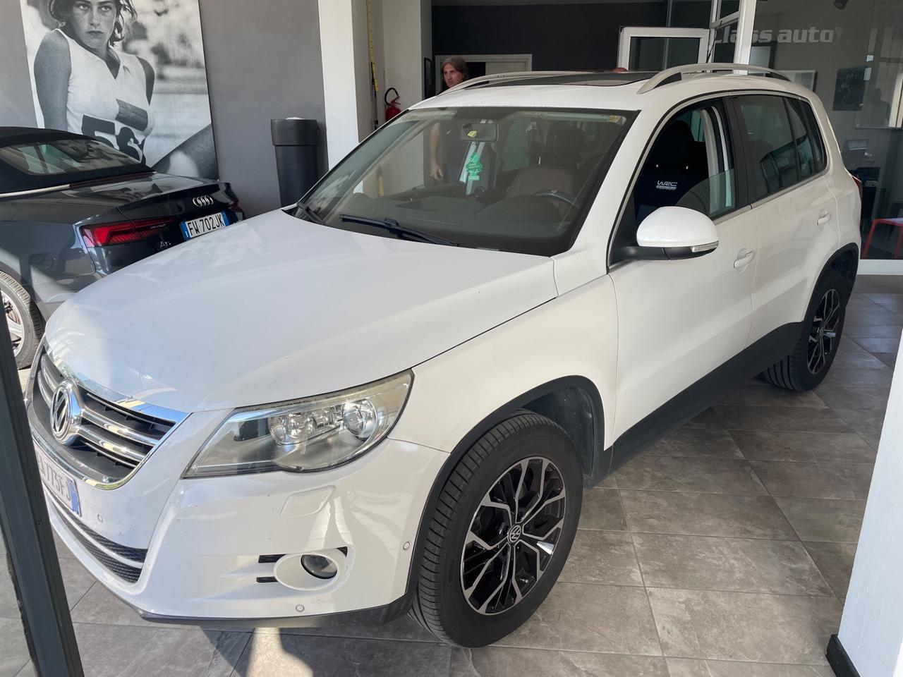Volkswagen Tiguan 2.0 TDI DPF 4MOTION Sport & Style