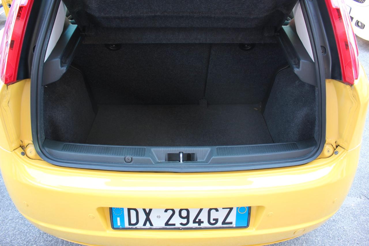 Fiat Punto *PREZZO VERO* 1.4 FIRE 77cv UNIPRO KM REALI CERTIFICATI DISTRIBUZIONE APPENA FATTA 5 PORTE GARANZIA 12 MESI