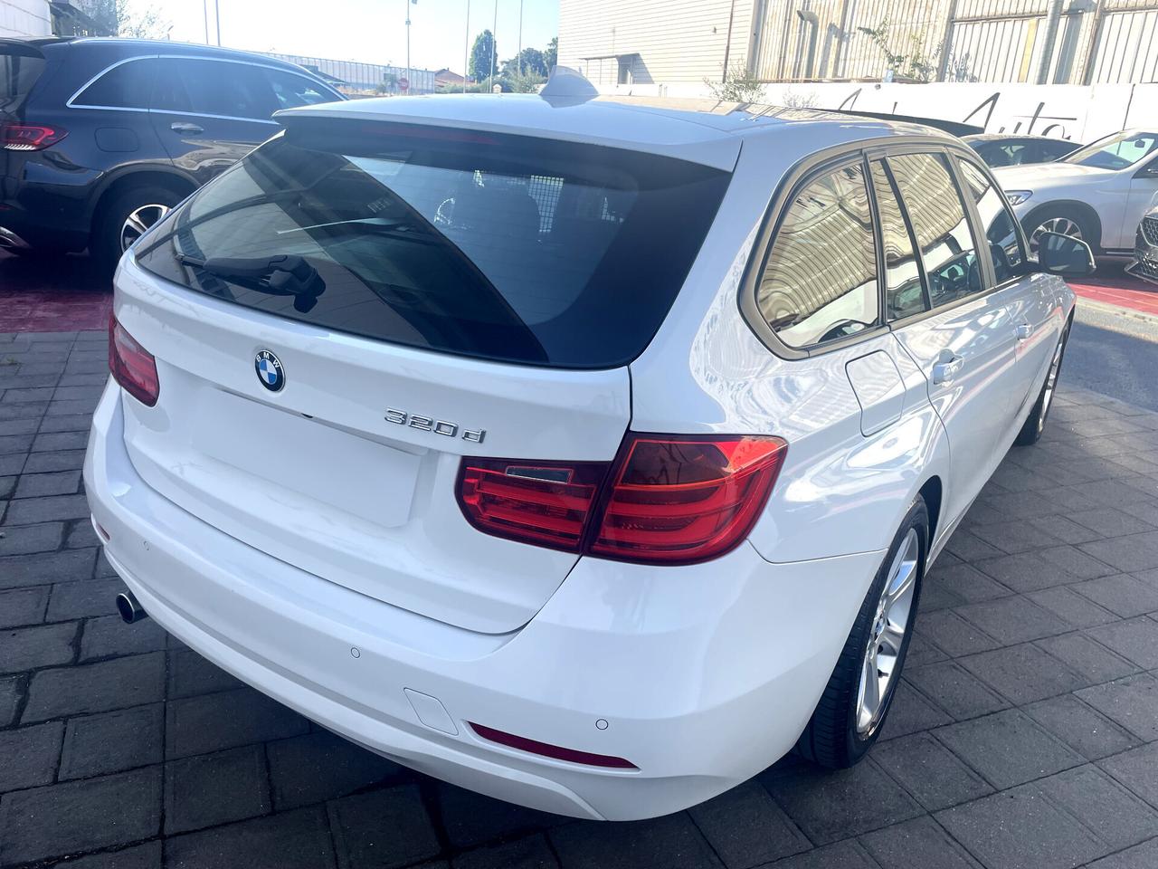 Bmw 320 320d Touring Modern Tetto pano navi