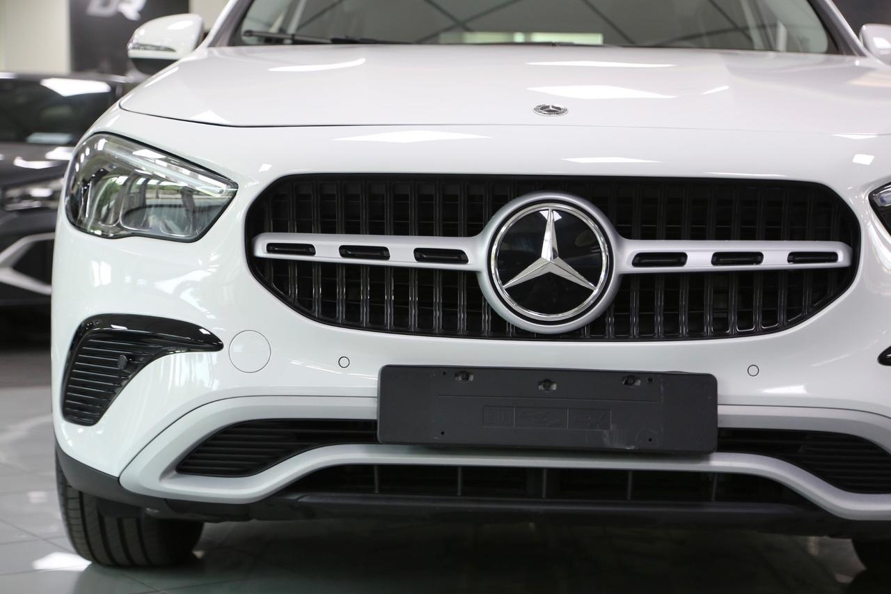 Mercedes GLA 180 d Automatic Advanced