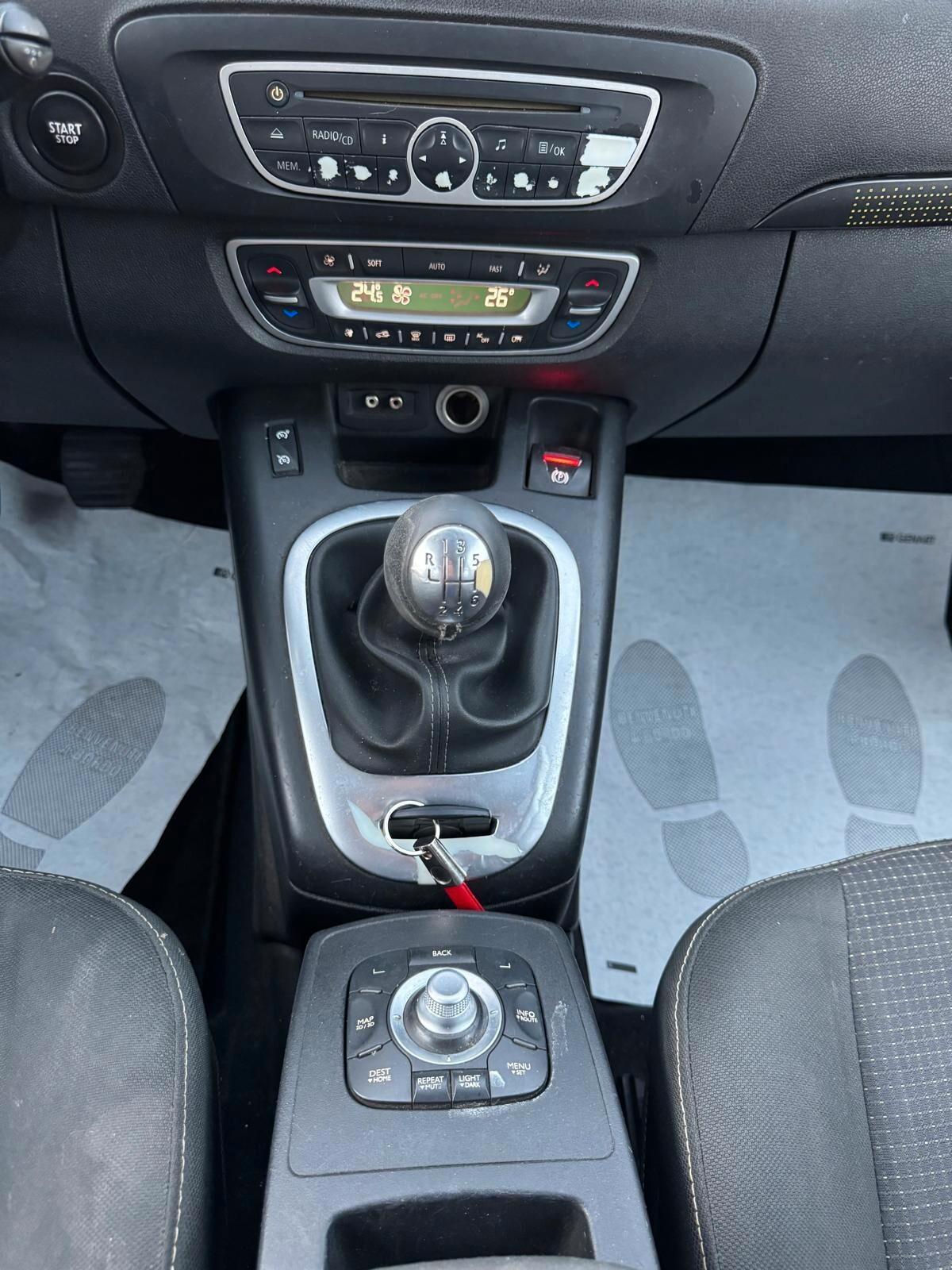 Renault Scenic 7 POSTI 1.5 DCI 110CV 2010