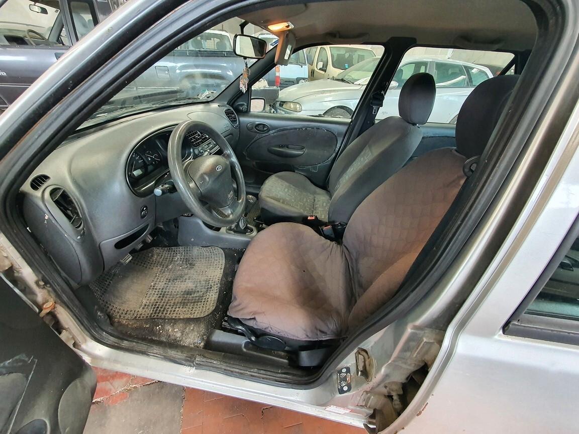 Ford Fiesta 1.2 16V 5pt