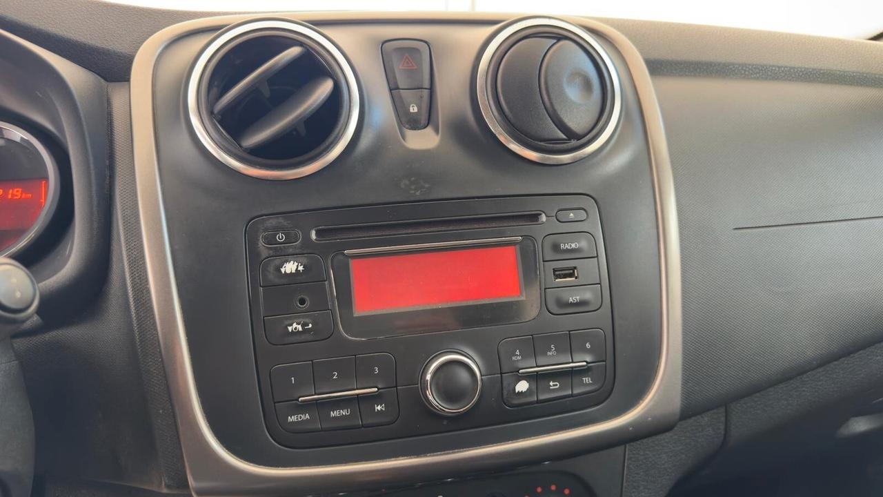 Dacia Sandero 0.9 TCe 12V T-GPL 90CV Start&Stop La Gazzetta d. Sp.